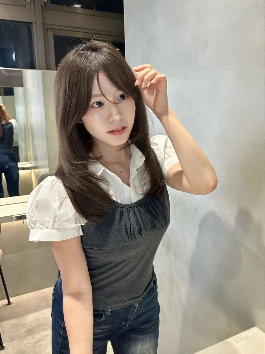 セミロング カラー ヘアアレンジ ブリーチ ダブルカラー ブリーチなしカラー くびれヘア ハッシュカット カット トリートメント ヘアセット ブリーチ毛対応美髪 矯正×レイヤー/二響のヘアスタイル