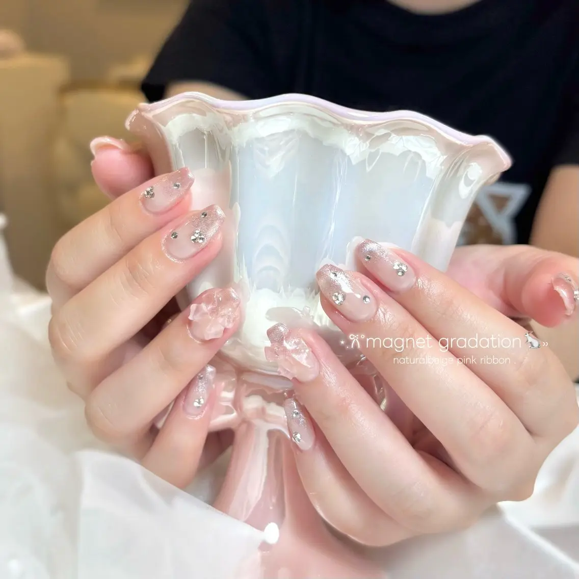 ネイル 持ち込み ストーンネイル ハンドネイル yurika 🌷.*･ﾟのネイルデザイン