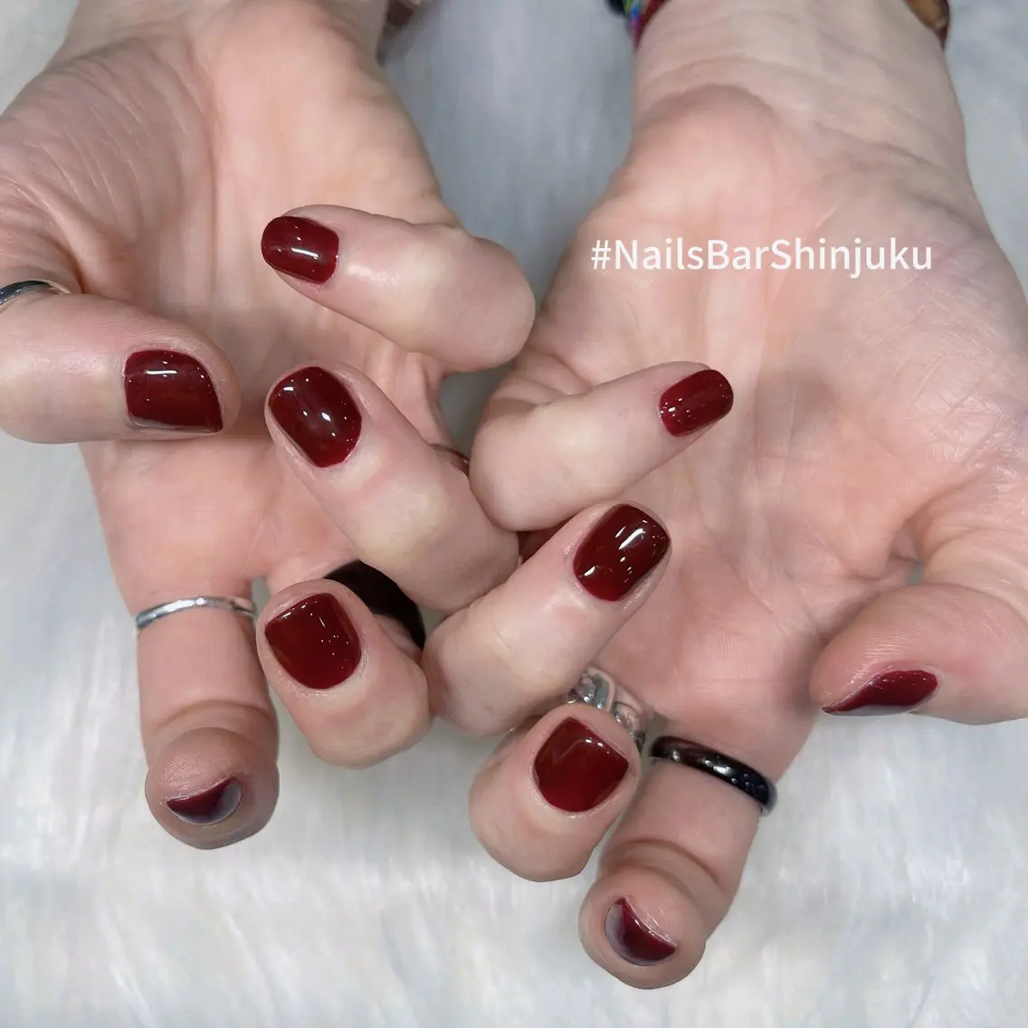 ネイル ボルドー ブラウン チークネイル ドット フットネイル ハンドネイル NAILS BAR SHINJUKUのネイルデザイン