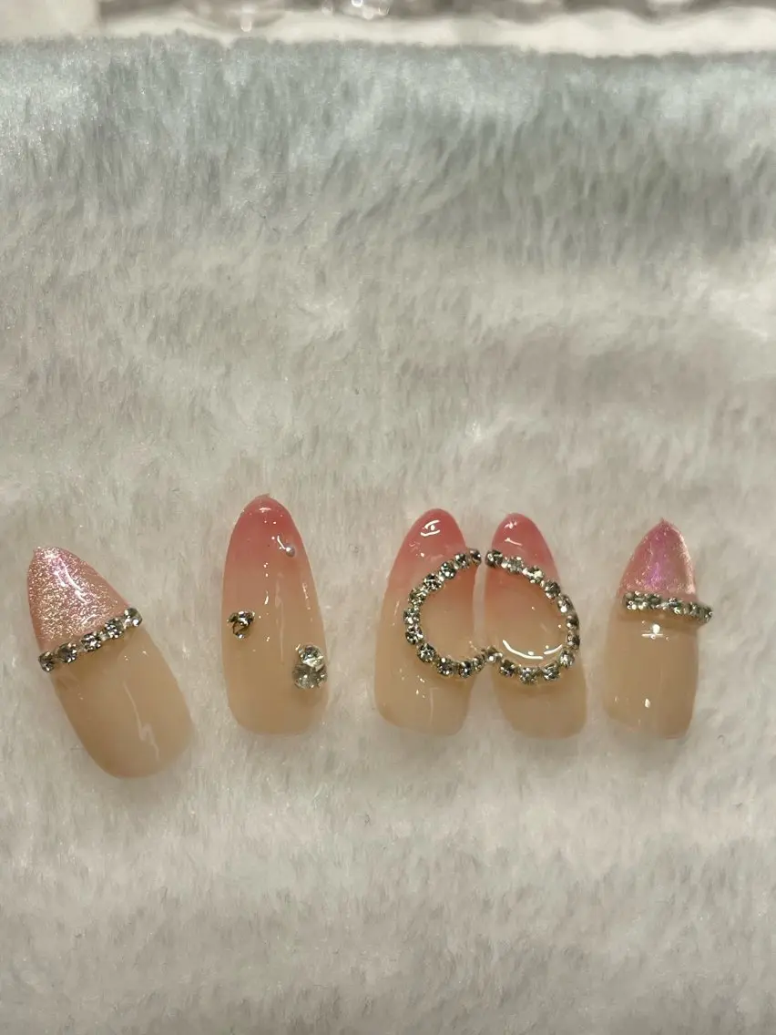ネイル ハート マグネットネイル I-nail Moeのネイルデザイン