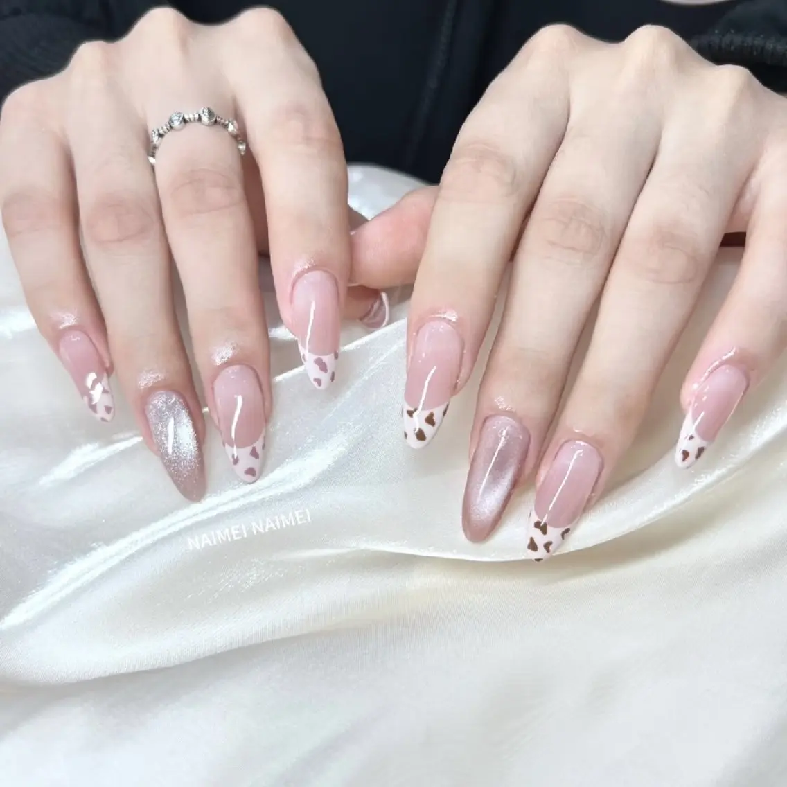 【ジェルOFF無料】🎀持ち込みデザイン6本の写真