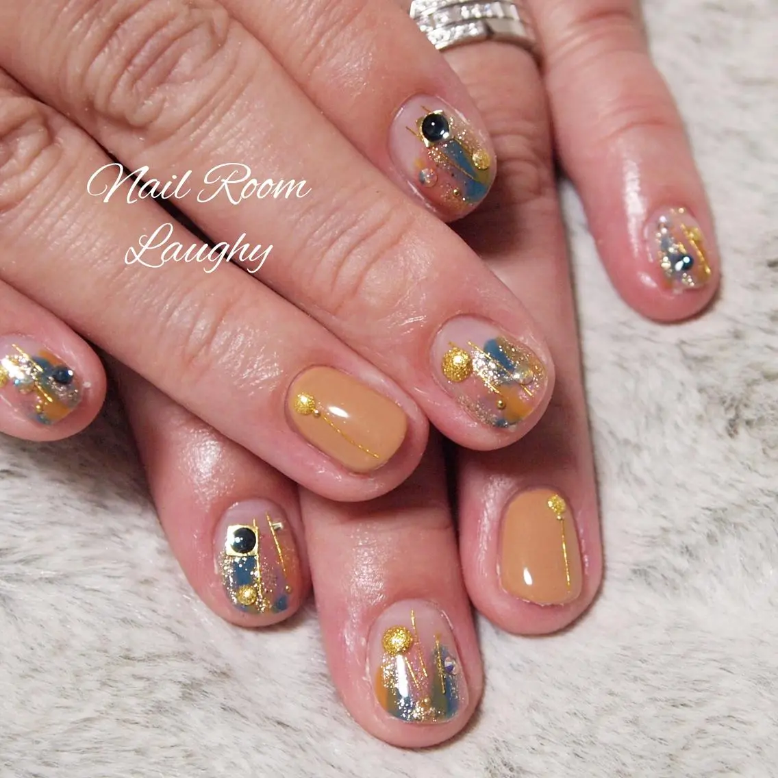 ネイル Nail Room Laughyのネイルデザイン