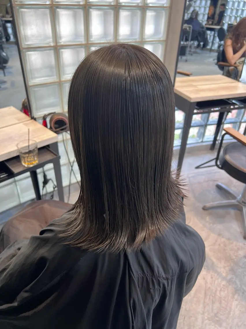カラー 透明感カラー グレージュ オリーブグレージュ オリーブグレー 🫐ハイトーンカラー /RIRIKA🌻のヘアスタイル