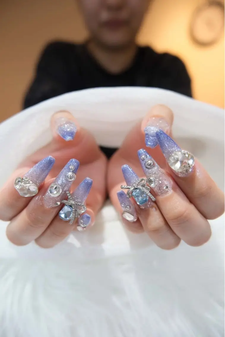 ネイル ハンドネイル Anmi Nail 新宿のネイルデザイン