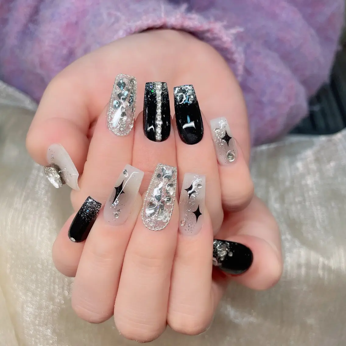 ネイル 長さ出し フットネイル フレンチネイル ジェルネイル 韓国ネイル ハンドネイル More Glam 高田馬場店のネイルデザイン