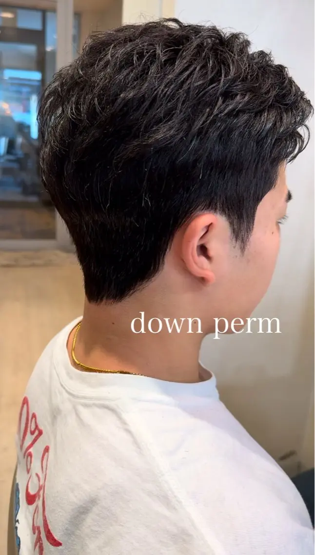 【人気急上昇🔥】メンズダウンパーマ+カットの写真