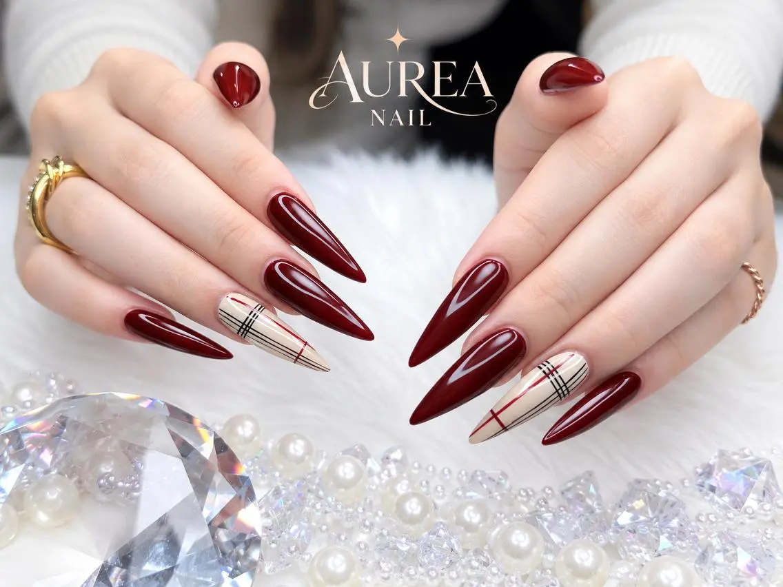 ネイル アートネイル ボルドー 長さ出し ハロウィン キラキラネイル AUREA Nail 心斎橋店のネイルデザイン