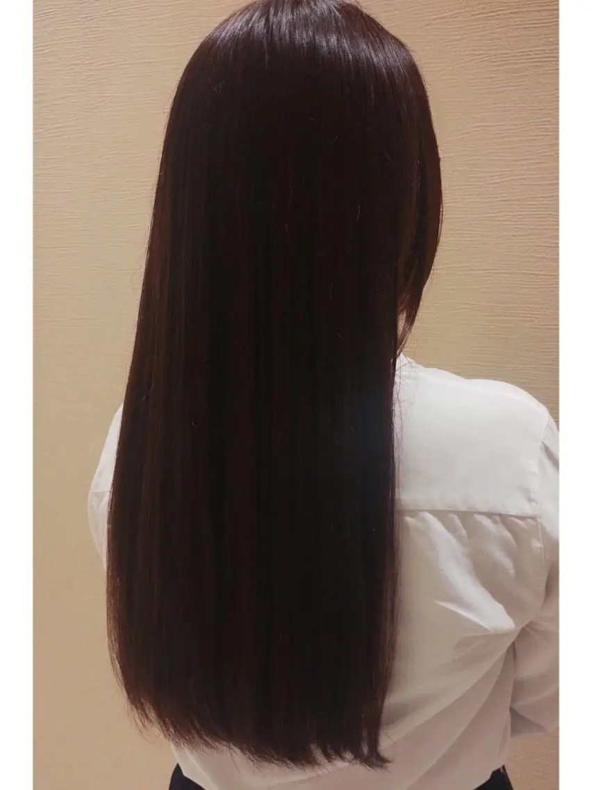 カラー ブラウンカラー ピンクカラー レッドカラー エバト チヒロのヘアスタイル