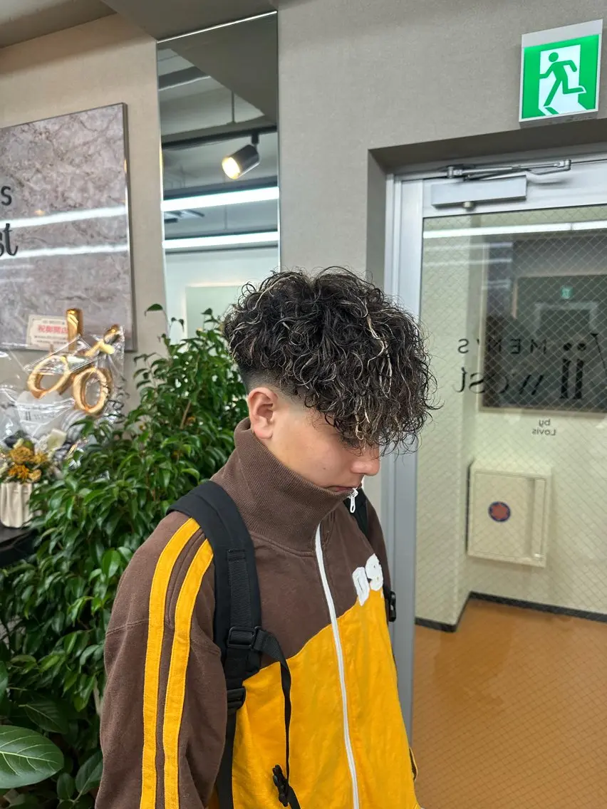 カラー パーマ メンズ 大宮/海外風パーマ 🇺🇸隼也🇪🇸のヘアスタイル