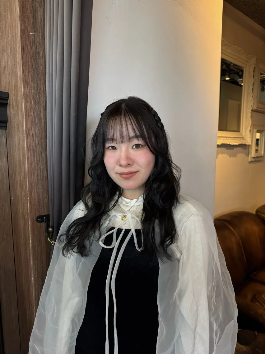 ロング カット パーマ 暖色カラー Ryokaのヘアスタイル