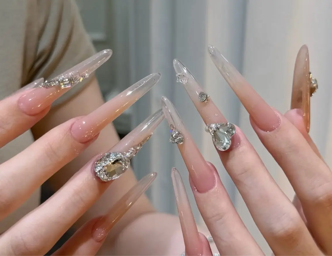 ネイル ハンドネイル Luvia Ginzaのネイルデザイン