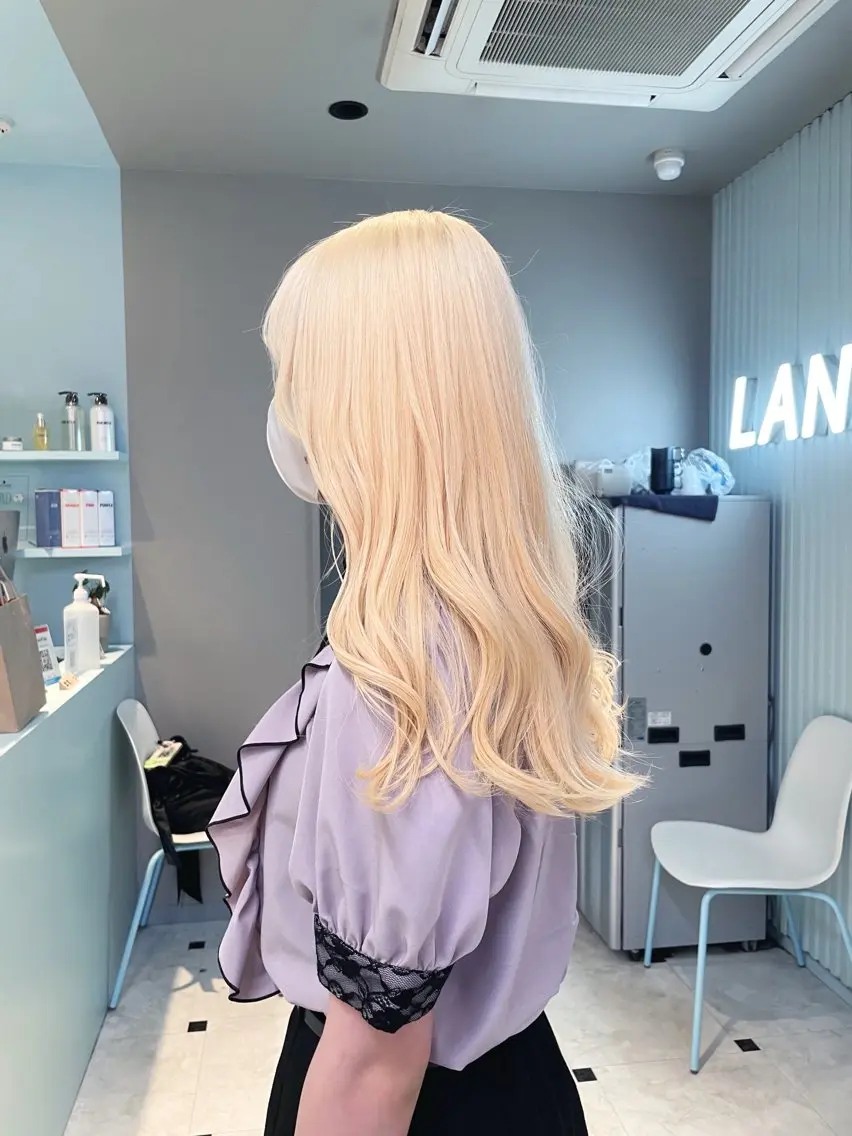 ミディアム ブリーチ✖️ 縮毛LANDのヘアスタイル