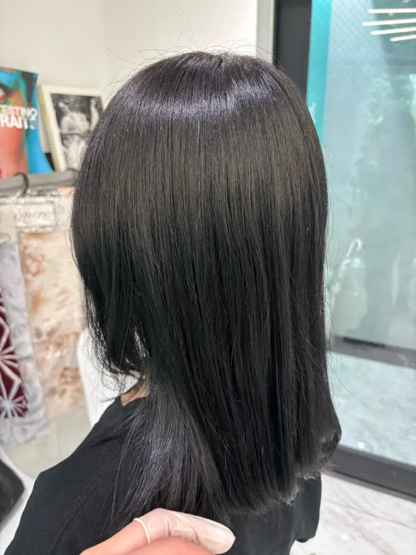 カラー 黒髪 ヘアカラー アヤカ /カラー/ネイルのヘアスタイル