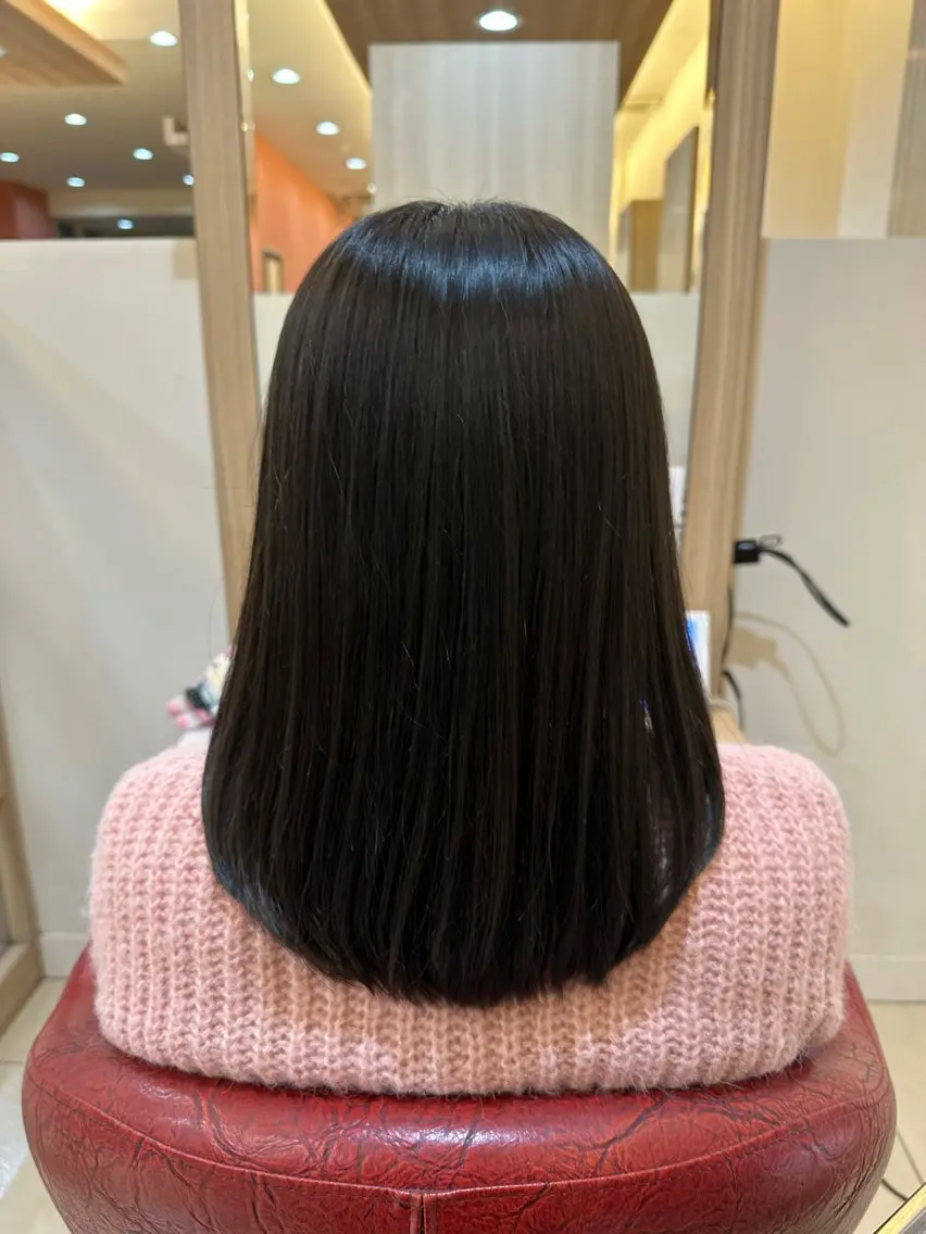 セミロング ナチュラルヘア 神田一瑳のヘアスタイル