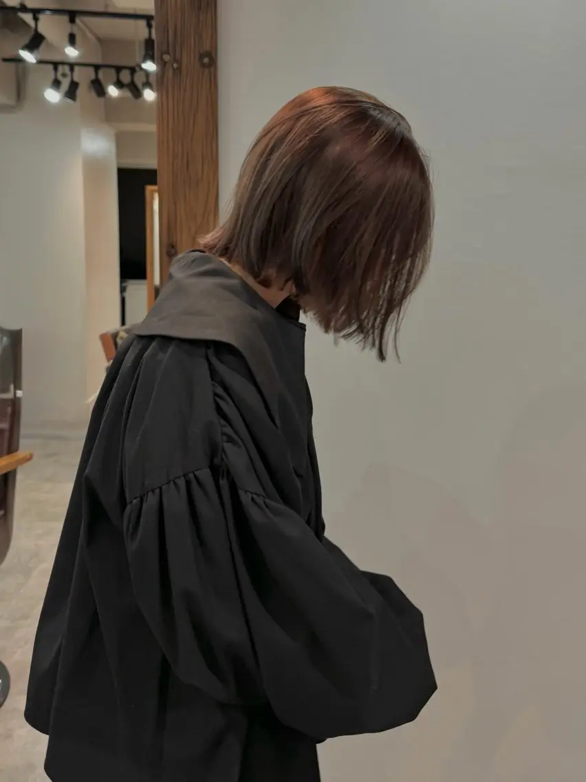 ミディアム カラー 切りっぱなしボブ ボブ コハラ マリのヘアスタイル