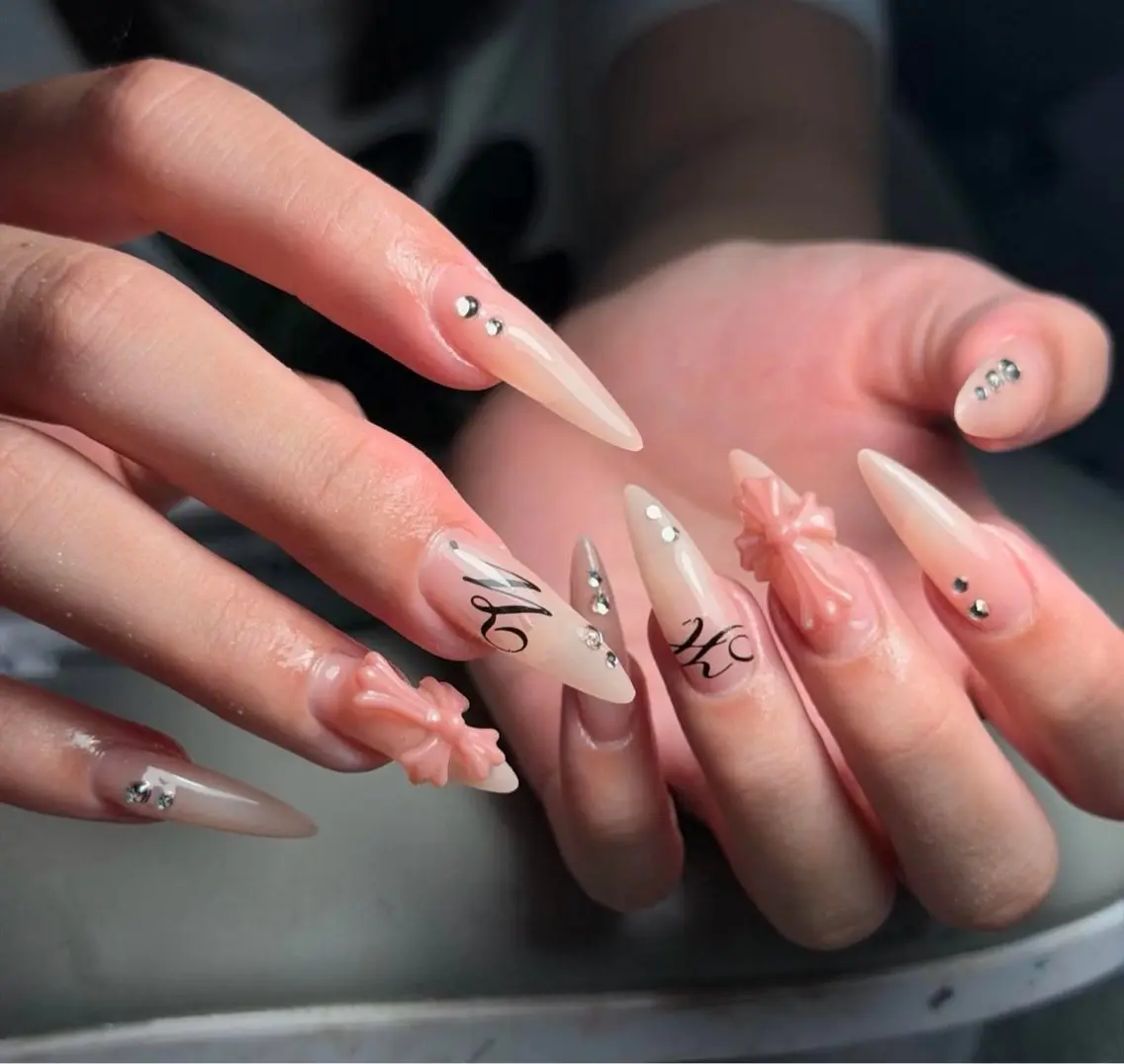 ネイル ハンドネイル Rinaky Amee Nailのネイルデザイン