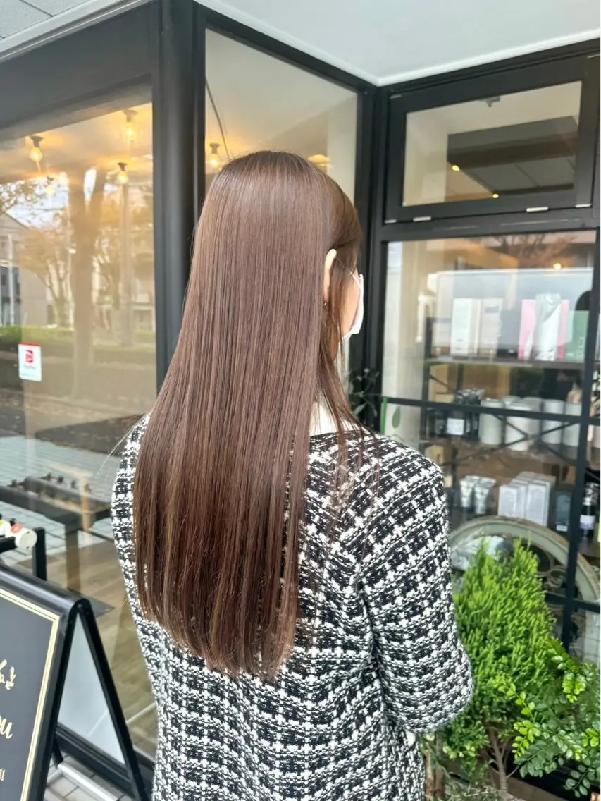 ロング 白澤 流輝のヘアスタイル