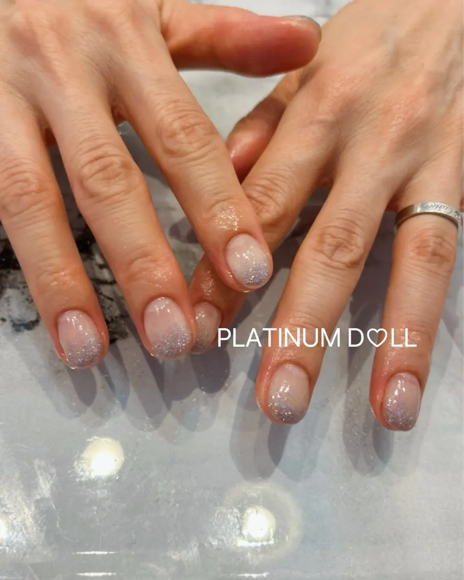 ネイル フラッシュネイル グラデーション オフィスネイル ワンカラーネイル シンプルネイル 🎀大人nail /NOISMはな🎀のネイルデザイン