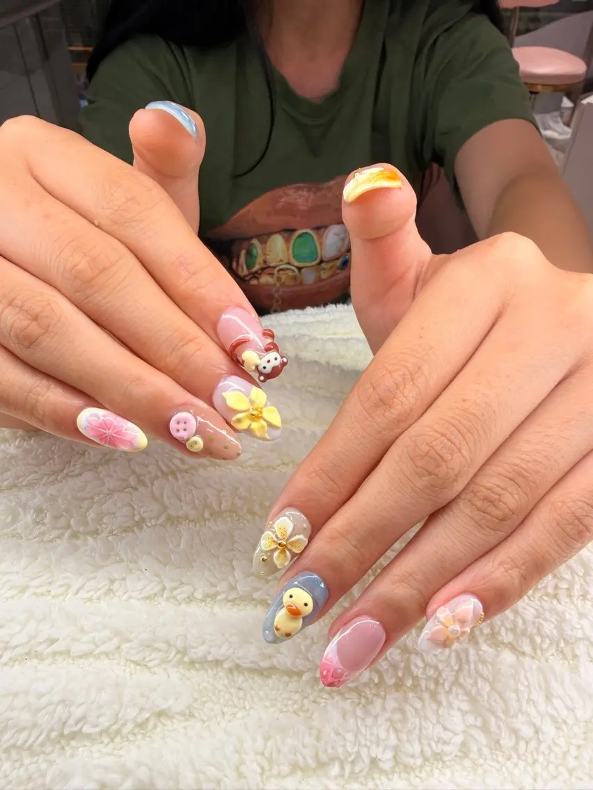 ネイル Sakura Nailsのネイルデザイン