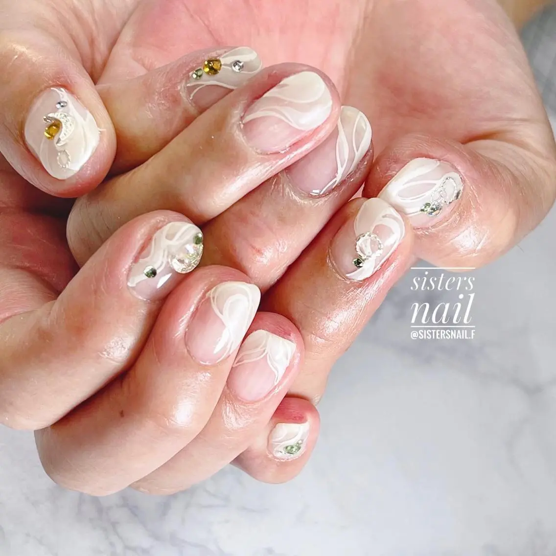 ネイル アートネイル フレンチネイル マットネイル ニュアンスネイル 夏ネイル sisters nail.fのネイルデザイン