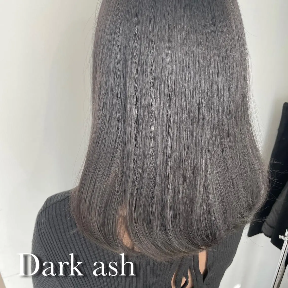 ロング カラー アッシュ ダークアッシュ ダークグレー ダークグレージュ グレージュ カット ヘアカラー トリートメント 透明感カラー/ レイヤー　YUKAのヘアスタイル