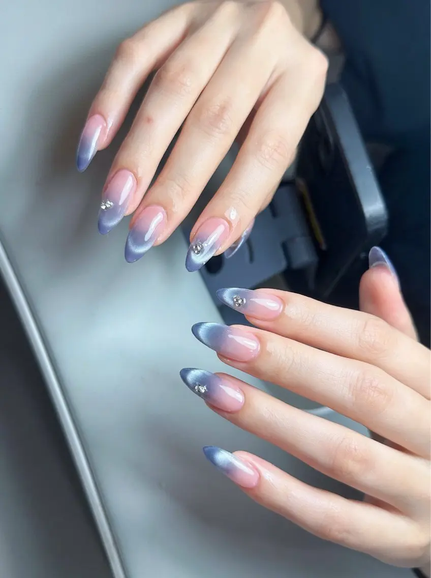 ネイル ハンドネイル moon nailsのネイルデザイン