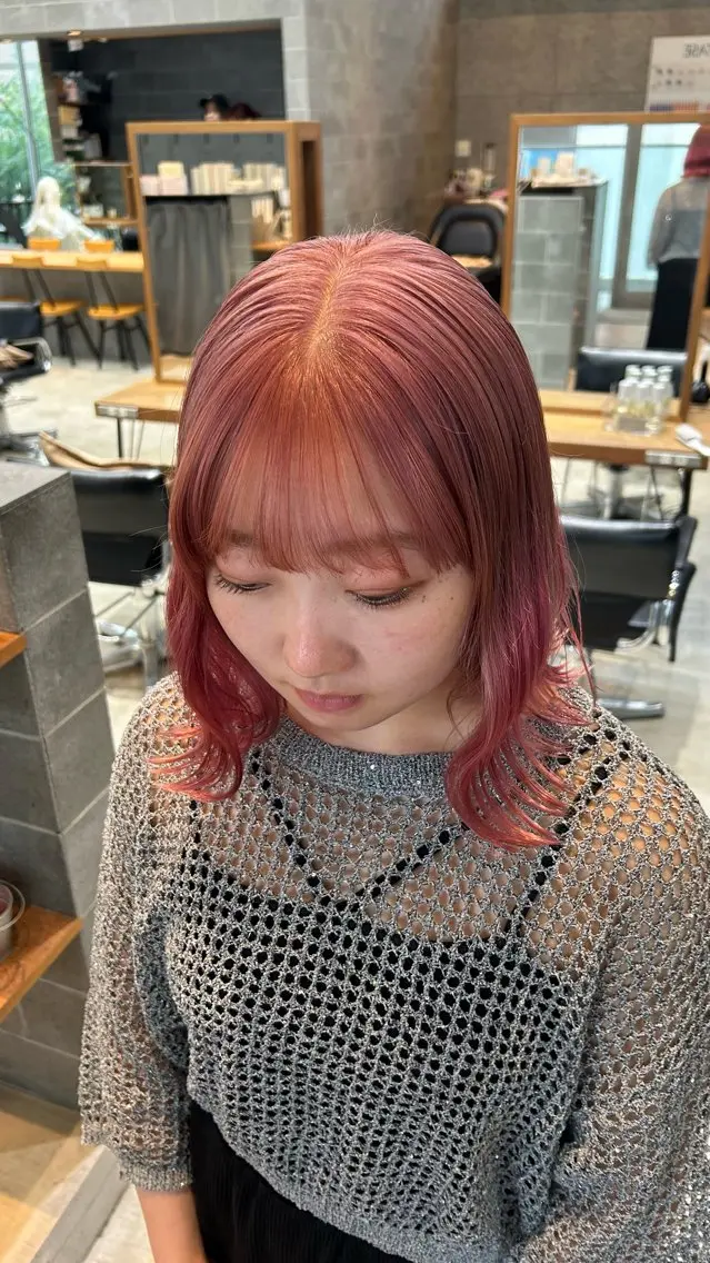 カラー 🍓垢抜けハイトーン 🍓HINAのヘアスタイル