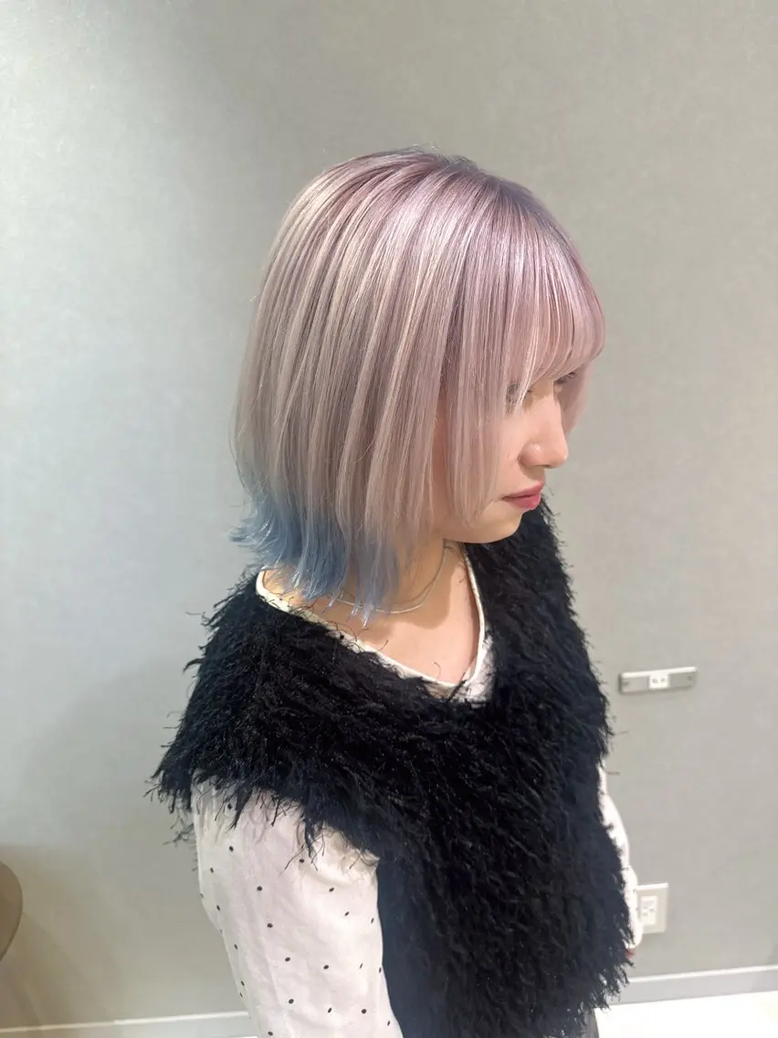 ミディアム カラー ベージュカラー ブルーカラー デザインカラー ピンクカラー ピンクベージュ カット ヘアカラー トリートメント ブリーチ🎨デザイン カラー/れいじ🩶のヘアスタイル