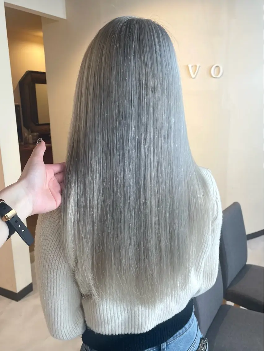 ロング 宮本 いぶきのヘアスタイル