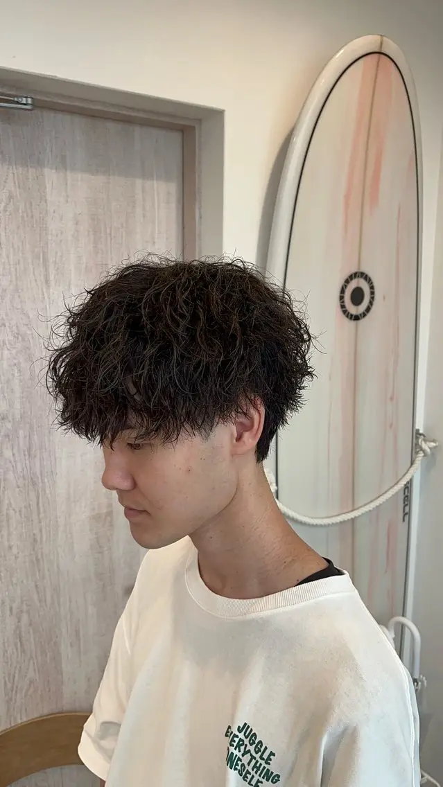 パーマ メンズ メンズパーマ ツイストスパイラルパーマ スパイラルパーマ 野中 慈穏のヘアスタイル