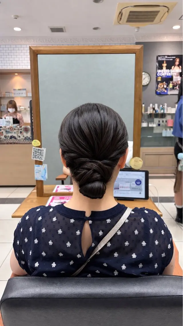 ロング ヘアセット ヘアセット/艶カラー emi🍒のヘアスタイル