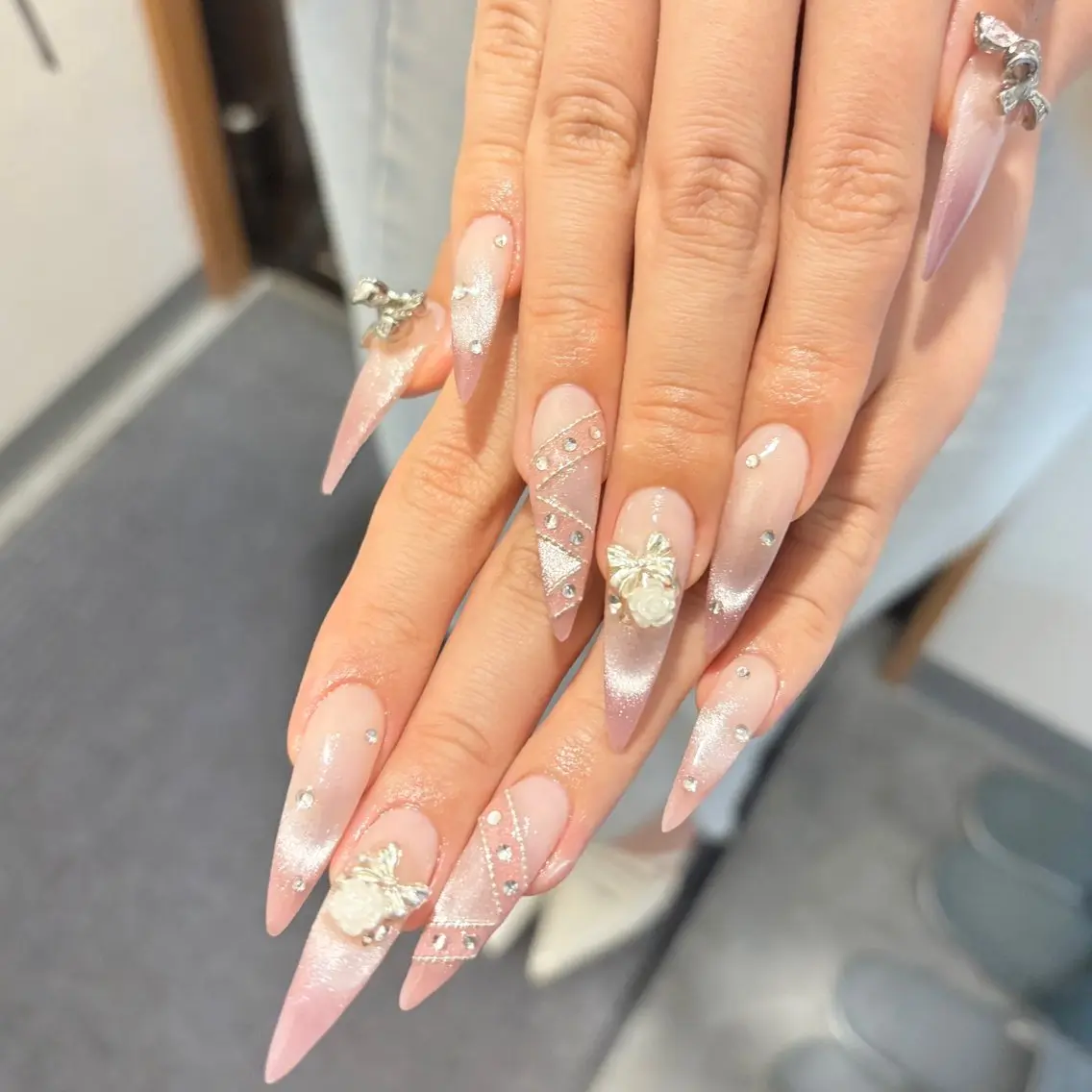 ネイル ロングネイル ピンク ハンドネイル NANA RIKOのネイルデザイン