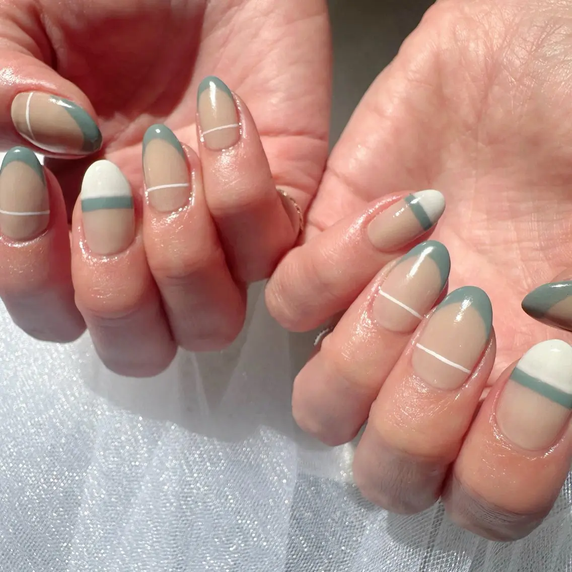 ネイル ブルー クリアネイル フレンチネイル 氷ネイル・うるうるネイル 韓国ネイル 🪞KAPE NAIL 🪞のネイルデザイン