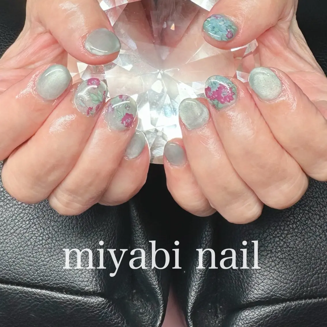 ネイル アートネイル ブルー フラワーネイル ジェルネイル マグネットネイル ハンドネイル miyabi nail 桂川駅近くのネイルデザイン