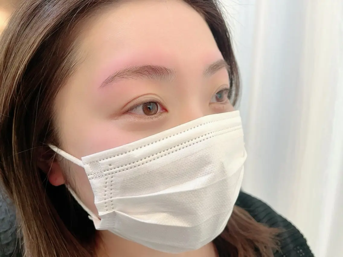 アイブロウ 眉毛ワックス脱毛 金沢 美奈子のマツエク・マツパデザイン