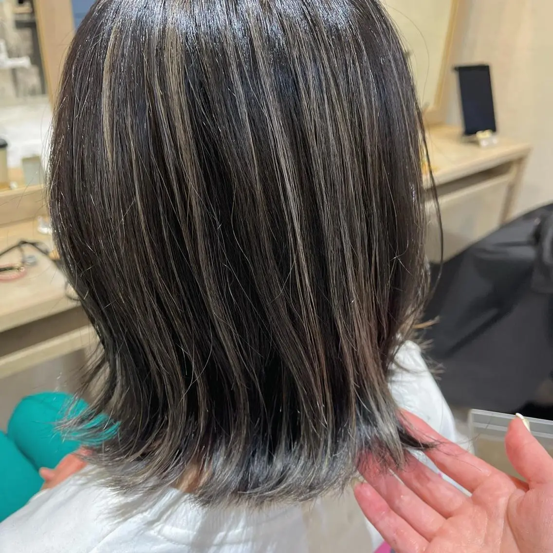 カラー ヤマダ サクラのヘアスタイル