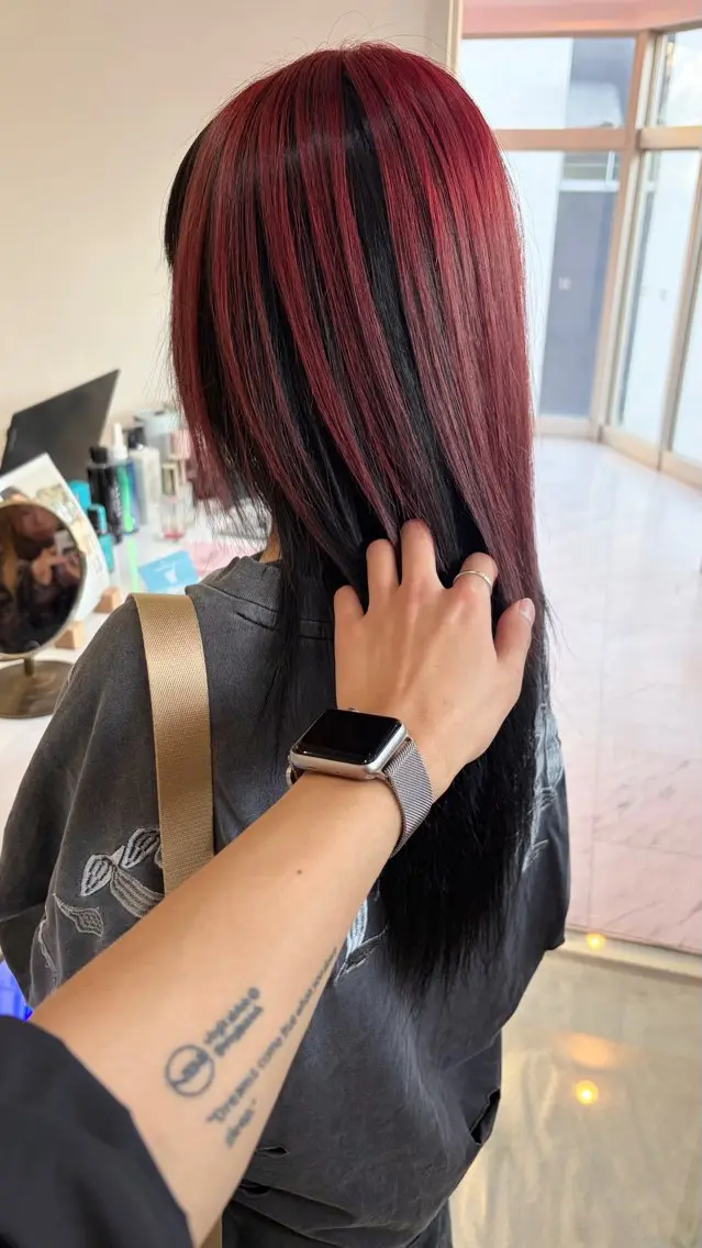 ロング カラー デザインカラー ダブルカラー ヘアカラー レイン🌏🍀 透明感/ハイトーンのヘアスタイル