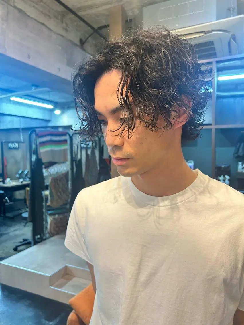 パーマ メンズ メンズパーマ メンズウルフカット ウルフカット スパイラルパーマ カット パーマ トリートメント kazuki iconのヘアスタイル