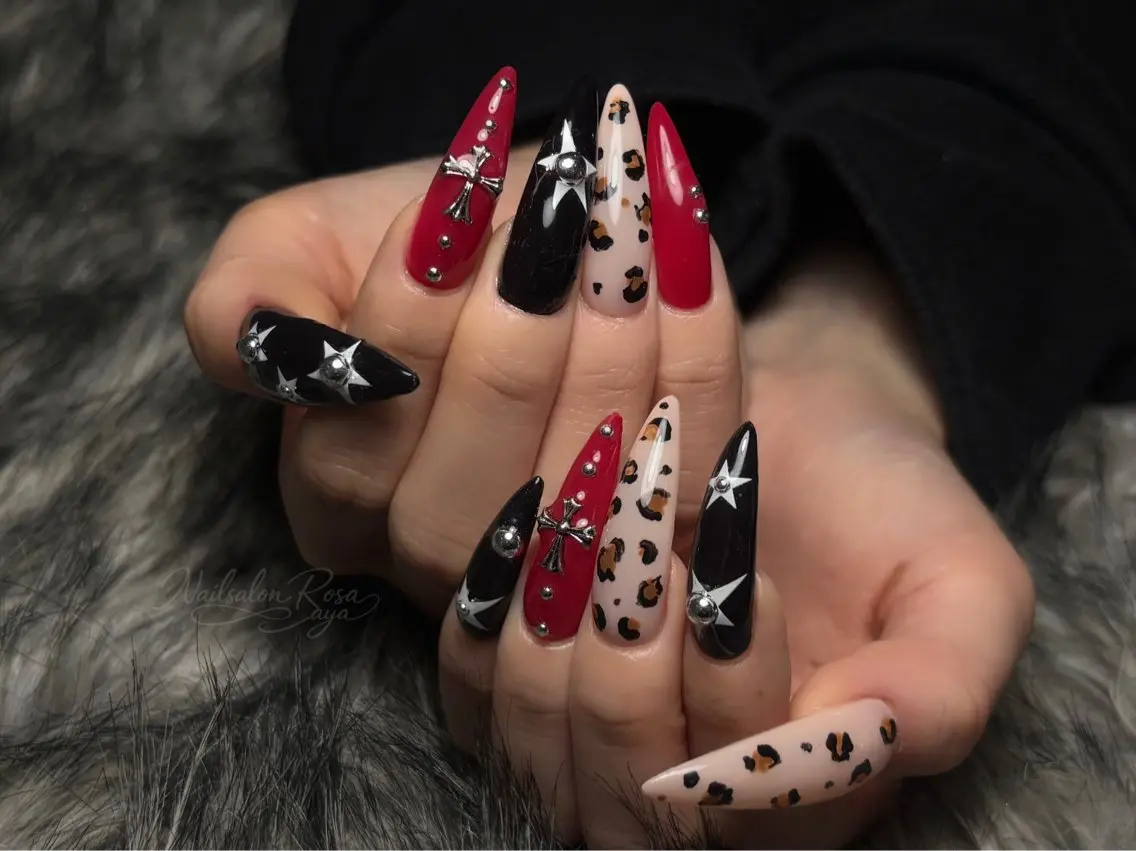 ネイル ハンドネイル nailsalon ROSA ayaのネイルデザイン