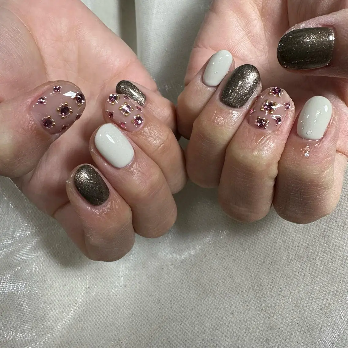 ネイル 里見 麗のネイルデザイン