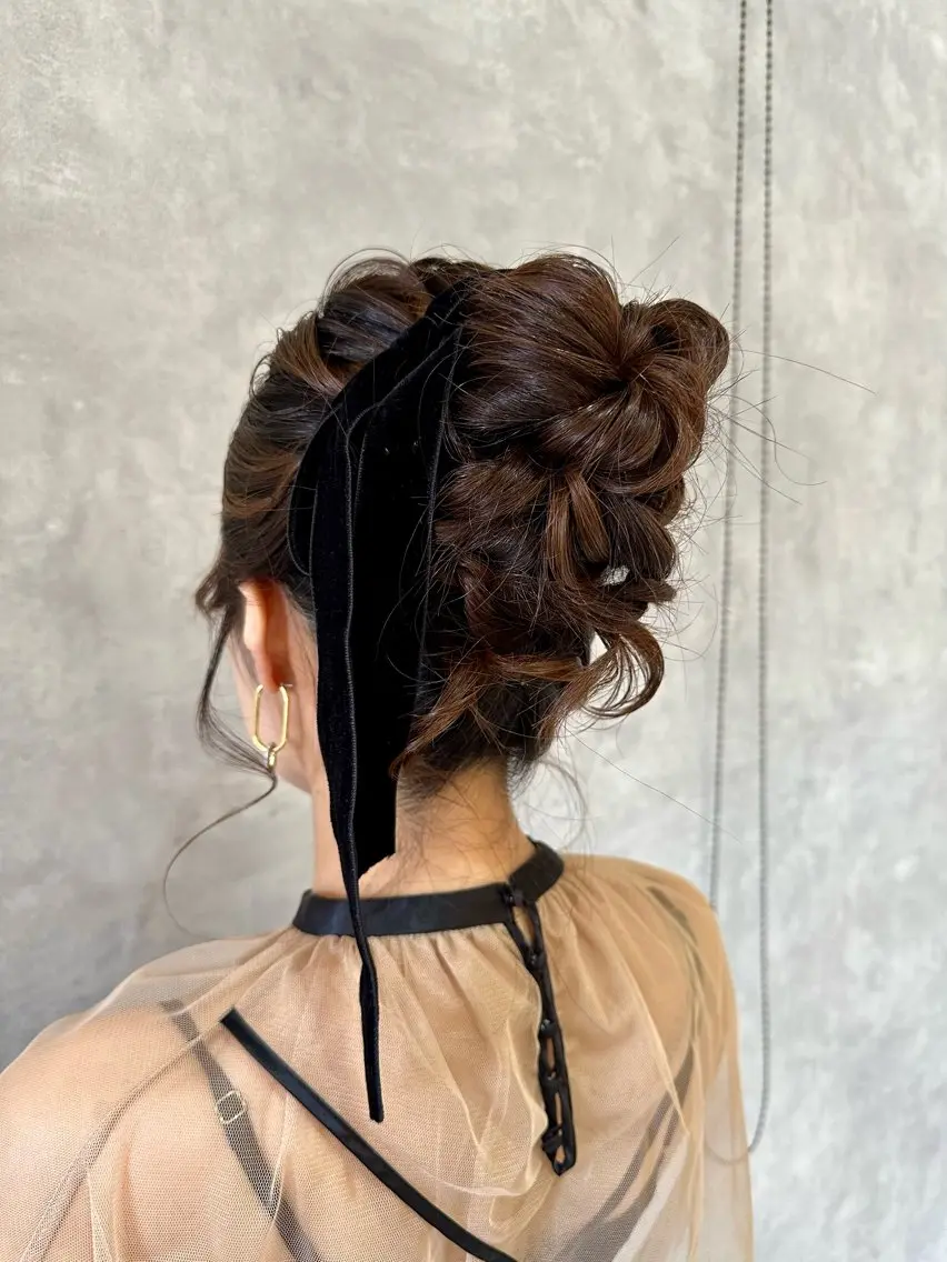 ヘアアレンジ お団子ヘア ヘアセット 🫧アレンジ･髪質 改善maica🫧のヘアスタイル