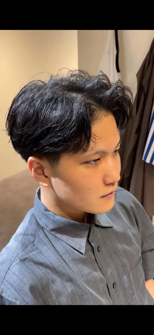 ミディアム 下山 けいんのヘアスタイル