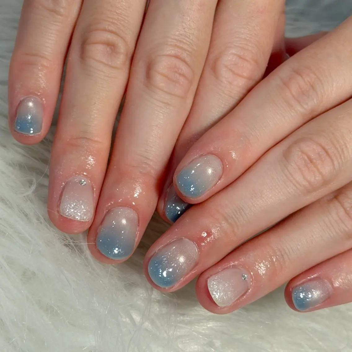 ネイル ハンドネイル フットネイル LAVISH nanamiのネイルデザイン