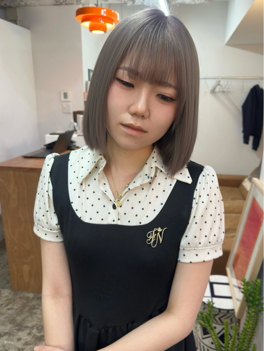 ミディアム ボブレイヤー ボブ 顔まわりレイヤー レイヤーカット 似合わせカット カット ヘアカラー トリートメント sayuri/心斎橋 /ハイトーンカラーのヘアスタイル