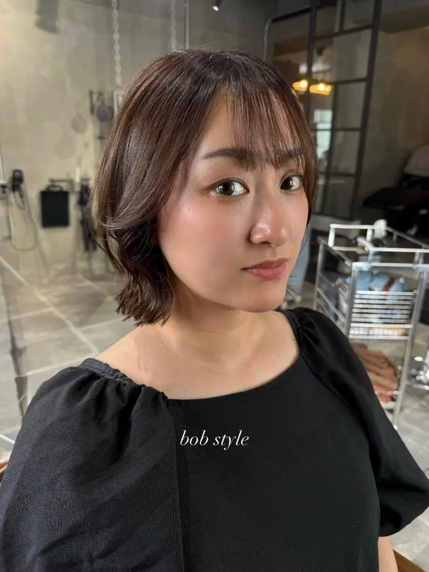 ショート カラー ボブレイヤー ボブ レイヤーカット カット ヘアカラー トリートメント 佐伯 桃のヘアスタイル