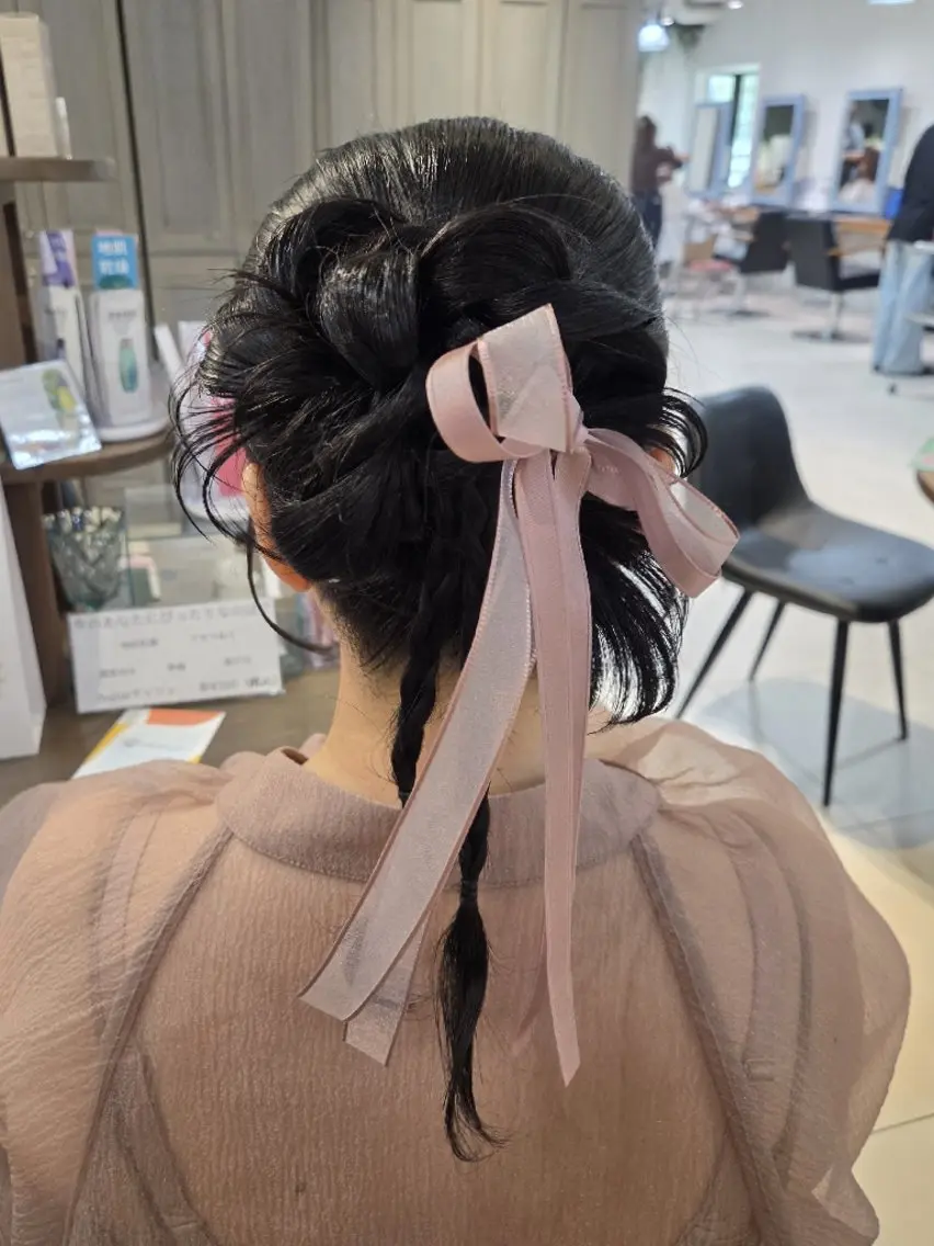 セミロング ヘアアレンジ ヘアセット マツエク/ダメージレ スカラー/ｱｽﾞ🩵のマツエク・マツパデザイン