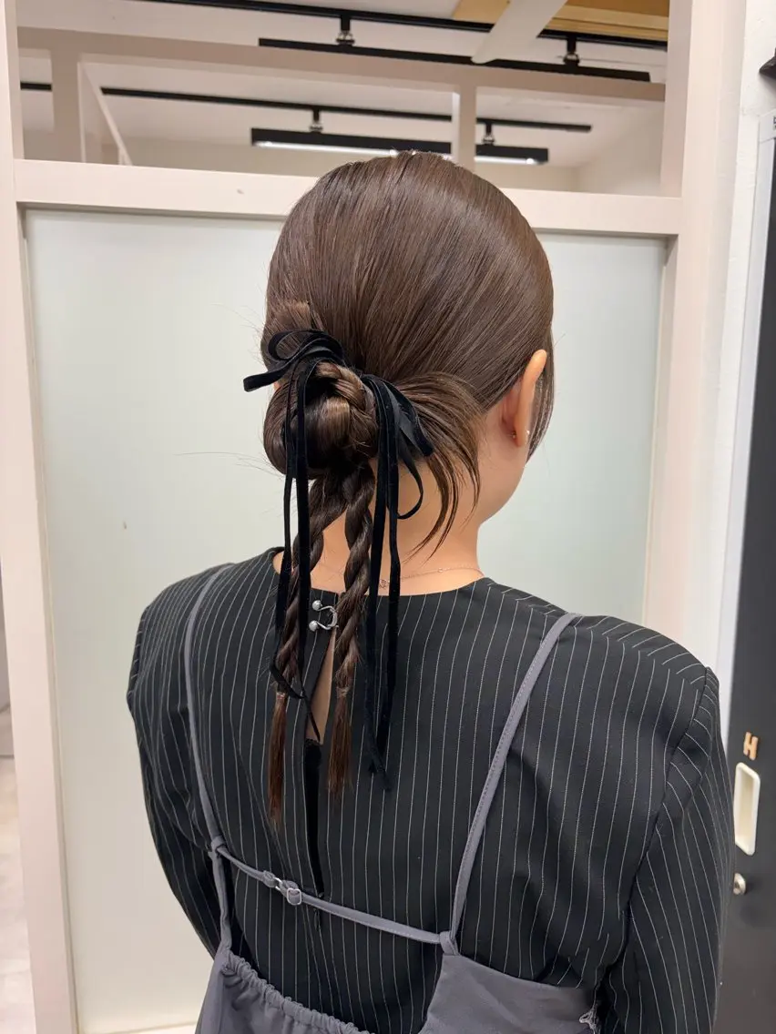 ミディアム ヘアセット ヘアアレンジ🪽🎀 艶カラー/天王寺のヘアスタイル