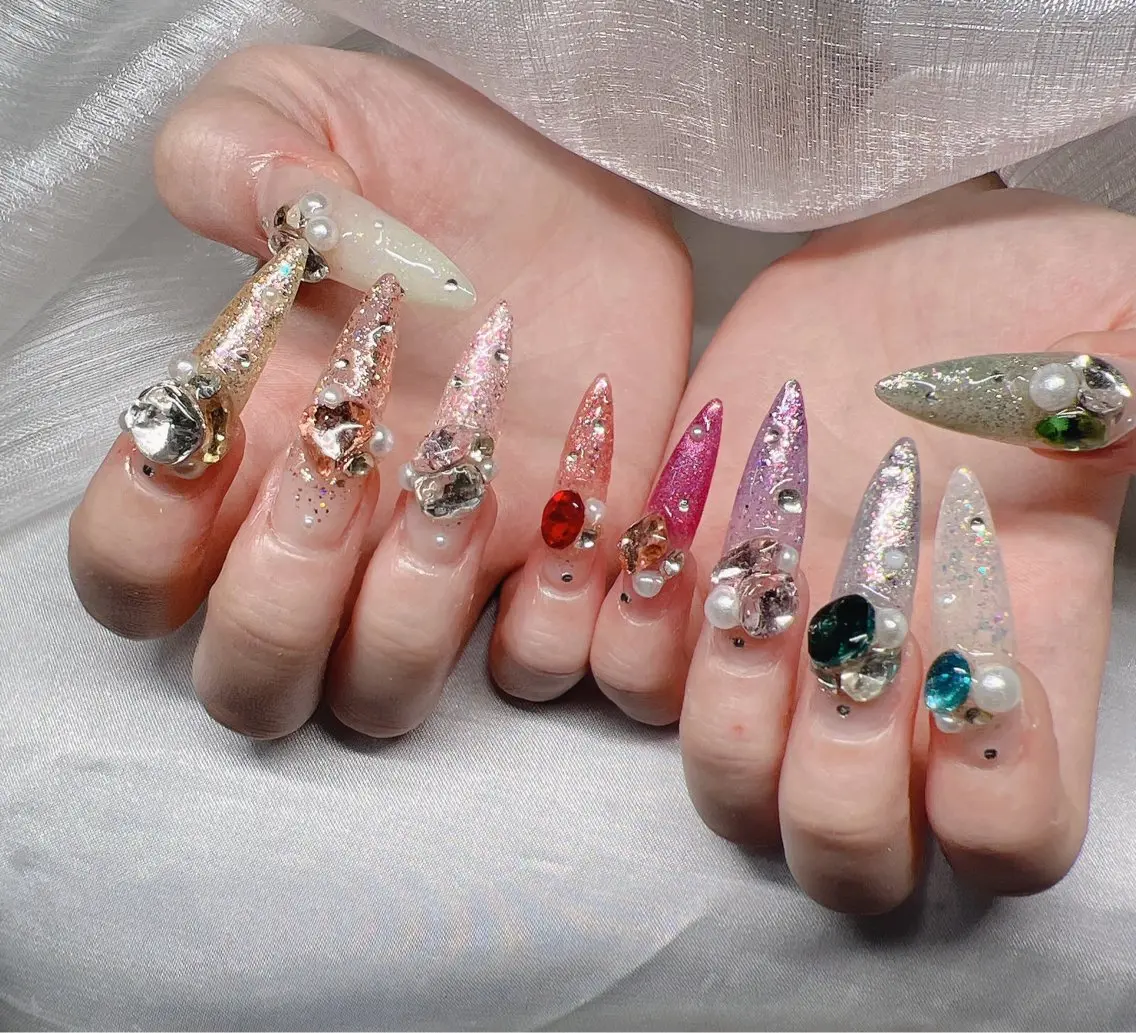 ネイル ハンドネイル Lee Nailsのネイルデザイン