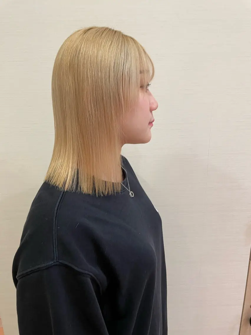 ミディアム カット ヘアカラー 💿 kanna💿のヘアスタイル