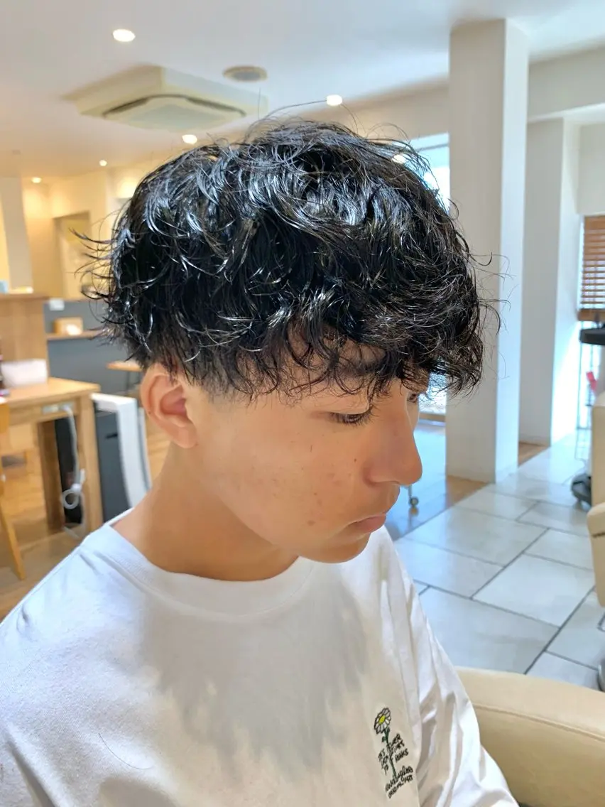 ショート パーマ メンズ 柏木 美優のヘアスタイル
